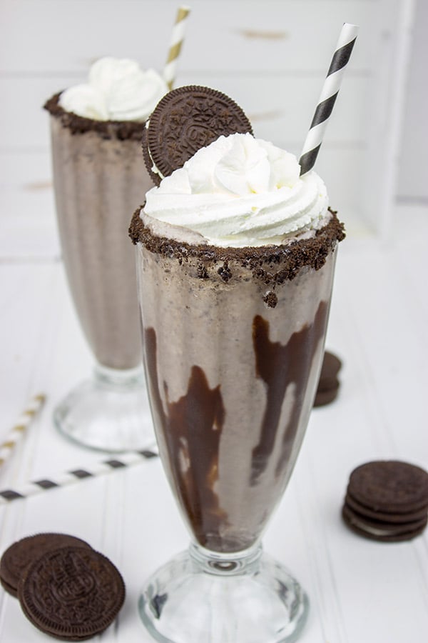 Oreo Milkshakes Vanilla Ice Cream Blended With Oreo Cookies