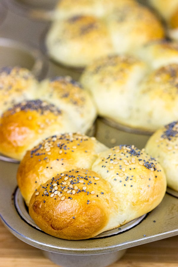 A basket of these Cloverleaf Rolls would be a perfect addition to your holiday dinner table!