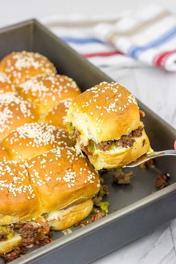 Caught in a summer rainstorm?  Move the party inside with a batch of these Pull Apart Cheeseburger Sliders!