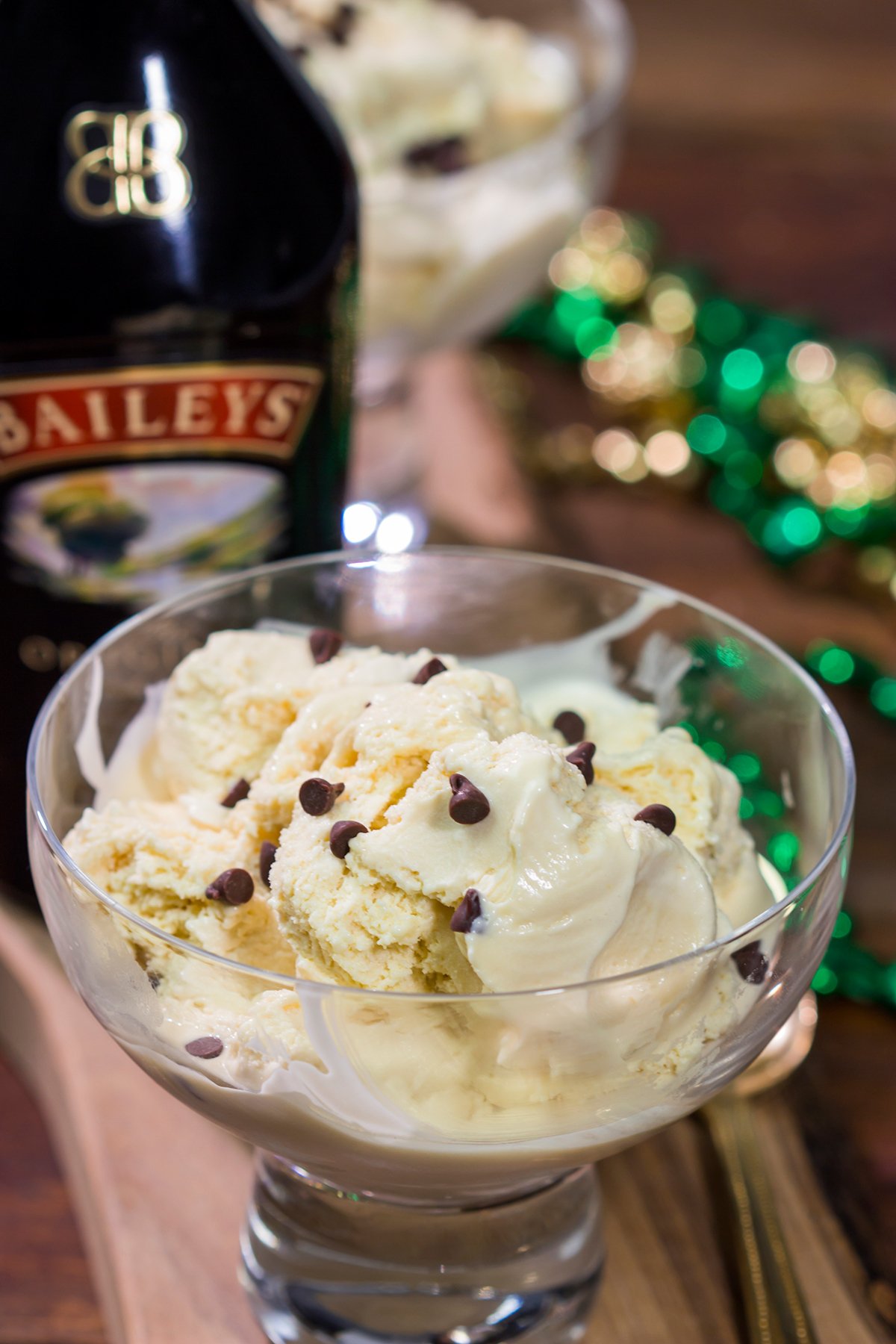 This Bailey's Ice Cream is a fantastic way to celebrate St. Patrick's Day! It's boozy, creamy and absolutely delicious.