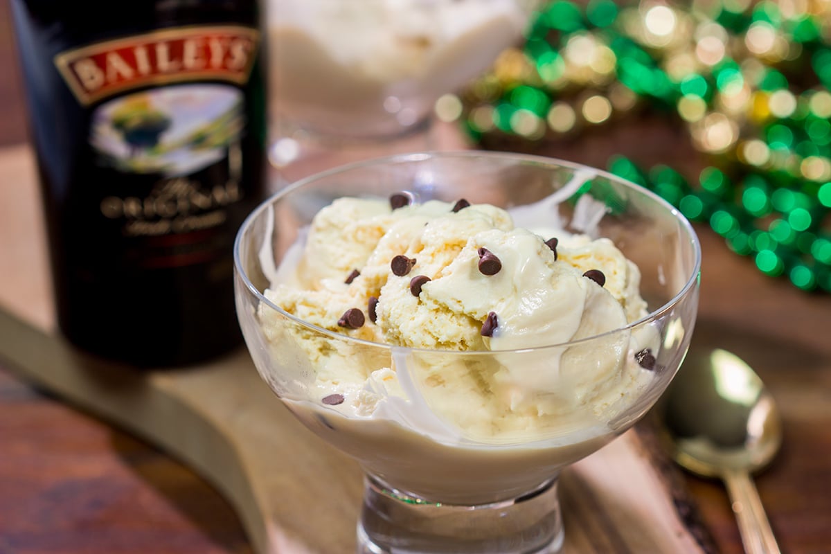 This Bailey's Ice Cream is a fantastic way to celebrate St. Patrick's Day! It's boozy, creamy and absolutely delicious.