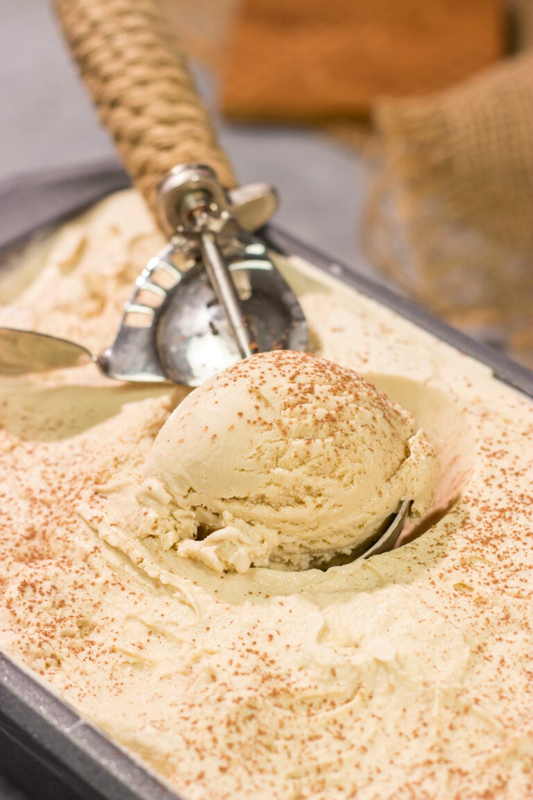 Turn a classic Italian dessert into a frozen summer treat with this recipe for Tiramisu Ice Cream!