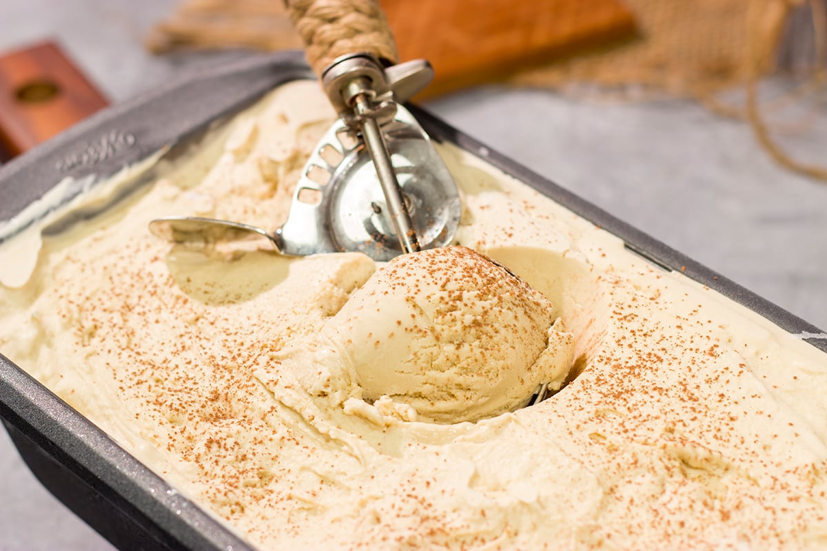Turn a classic Italian dessert into a frozen summer treat with this recipe for Tiramisu Ice Cream!