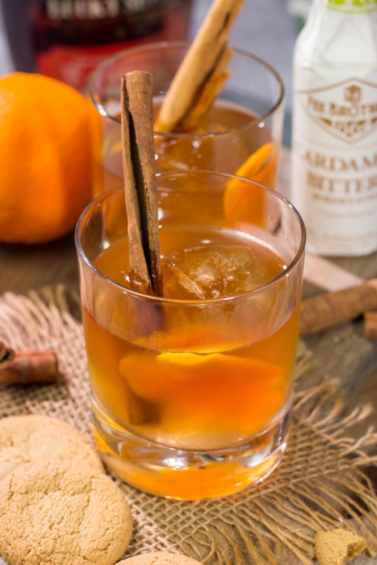 A little bit of gingerbread syrup transforms a classic cocktail into this Gingerbread Old Fashioned. This warm and cozy drink is perfect for the holidays!